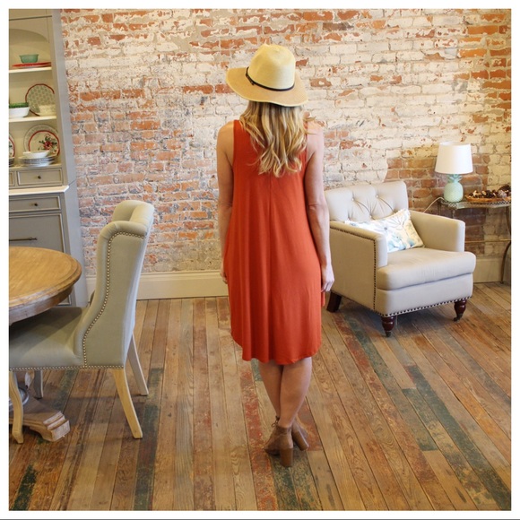 Tangerine sleeveless swing dress with Pockets - Picture 4 of 4